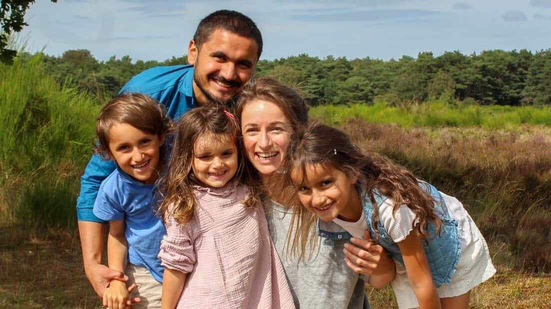 Deepankar, Lisanne & kids
